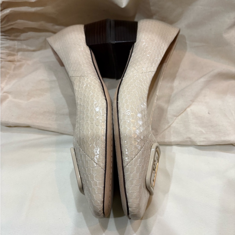 Tory Burch Beige Textured Flats - Picture 2 of 5